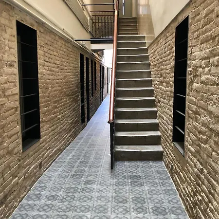 Apartamento Charming Modern Flat In
